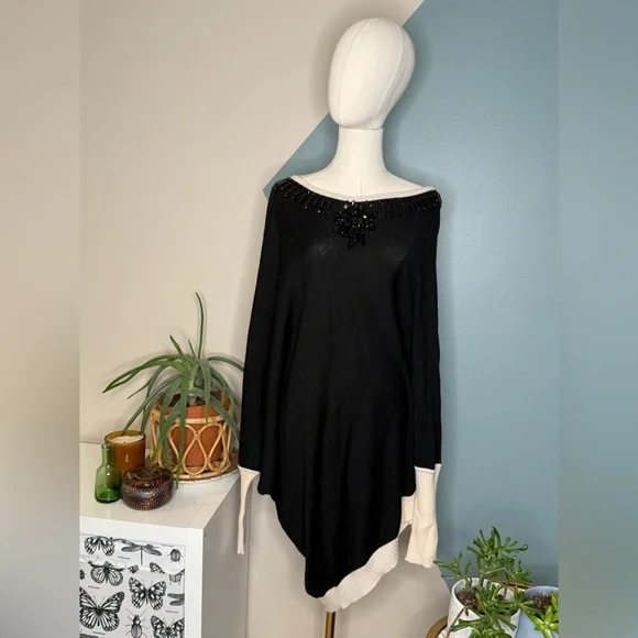 Daniela Drei Italian Merino Wool Asymmetric Sweater Black Cream Beaded Sz L NWT - Picture 2 of 11